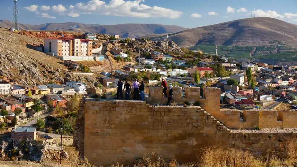 Bayburt Kalesi'nden şehir