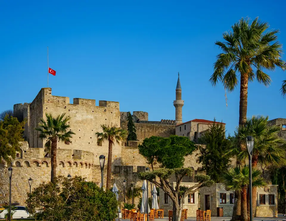 Çeşme Kalesi