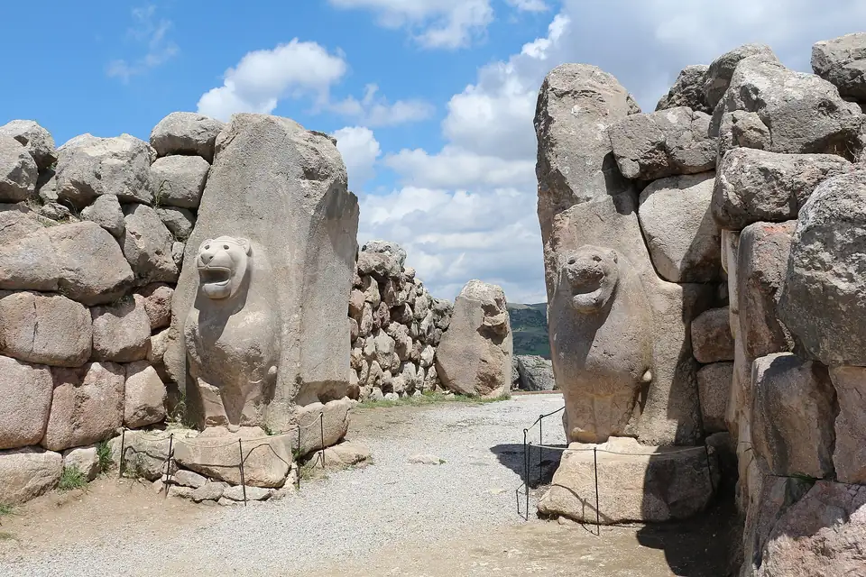 Hattuşa'da Aslanlı Kapı