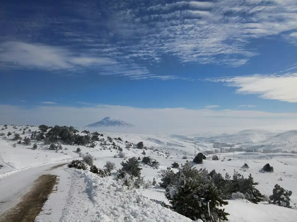 Sivas'ta karlı Yıldız Dağı